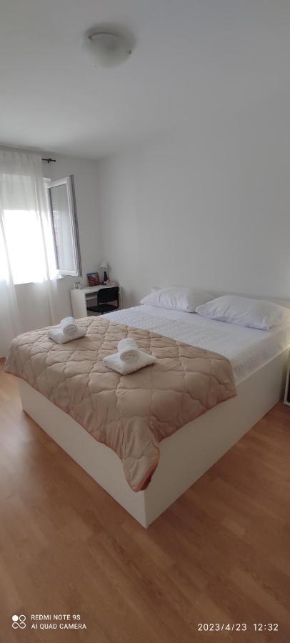 Апартаменты Apartman Sandra Сплит Экстерьер фото